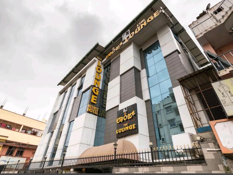 The Lounge Business Hotel Bangalore Dış mekan fotoğraf